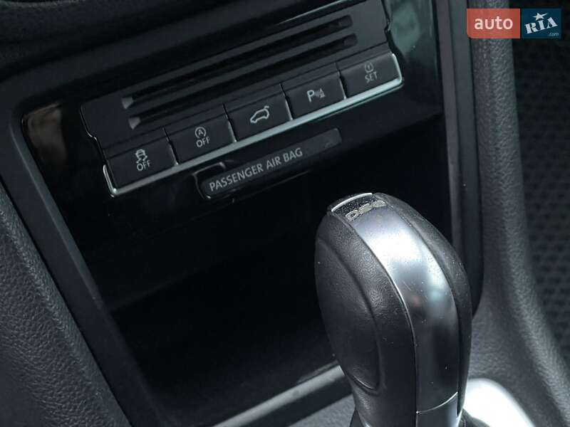 Минивэн Volkswagen Sharan 2013 в Мукачево