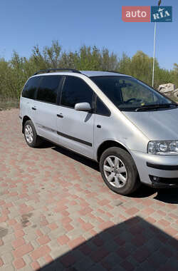 Минивэн Volkswagen Sharan 2002 в 