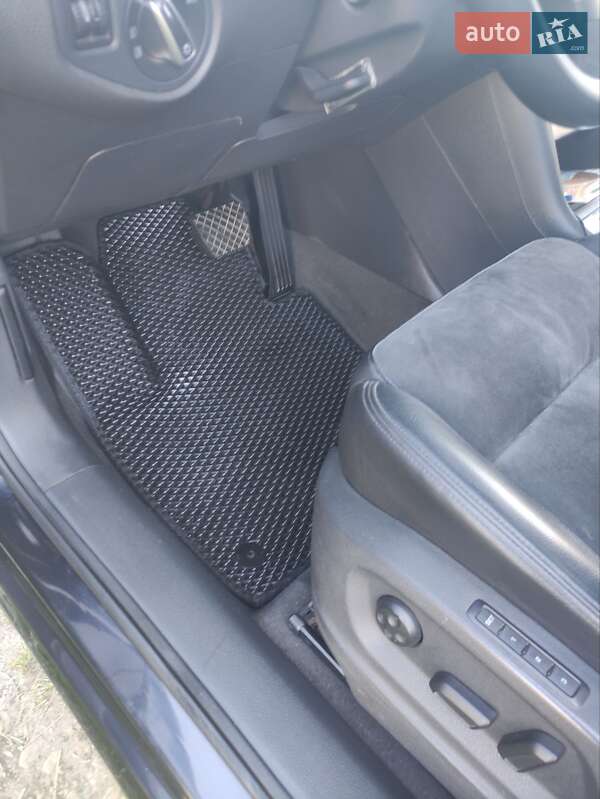 Мінівен Volkswagen Sharan 2011 в Івано-Франківську