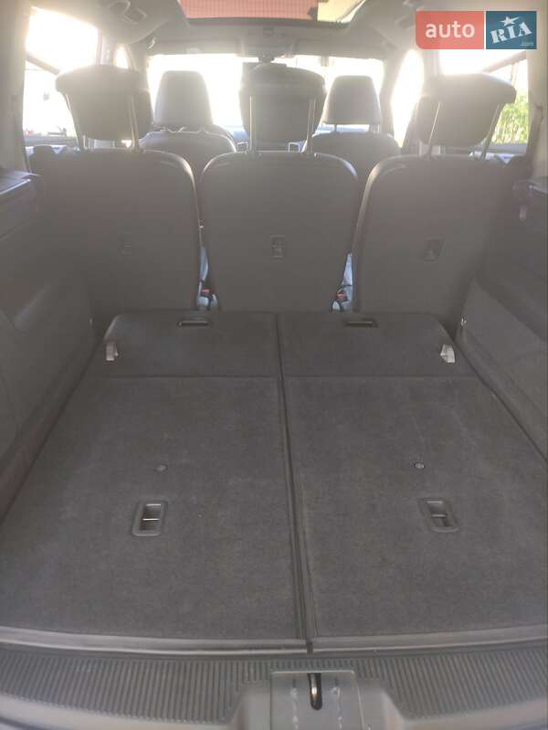 Мінівен Volkswagen Sharan 2011 в Івано-Франківську