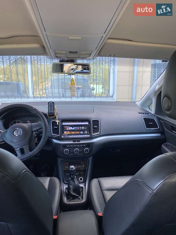 Мінівен Volkswagen Sharan 2014 в Шепетівці