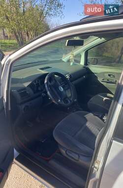 Минивэн Volkswagen Sharan 2003 в 