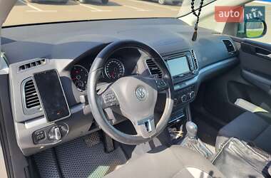 Минивэн Volkswagen Sharan 2013 в 