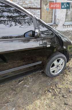 Минивэн Volkswagen Sharan 2002 в 