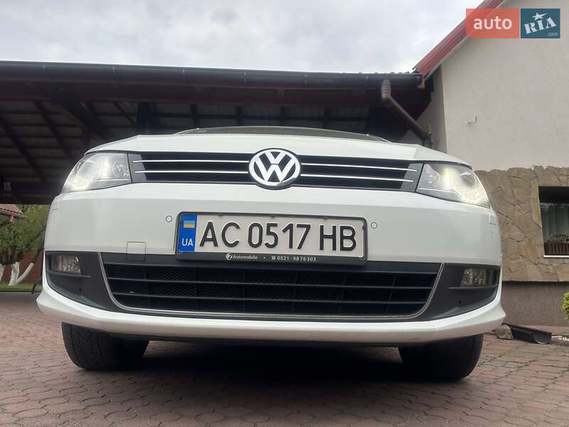 Мінівен Volkswagen Sharan 2015 в Ковелі