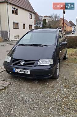 Минивэн Volkswagen Sharan 2002 в Вашковцах