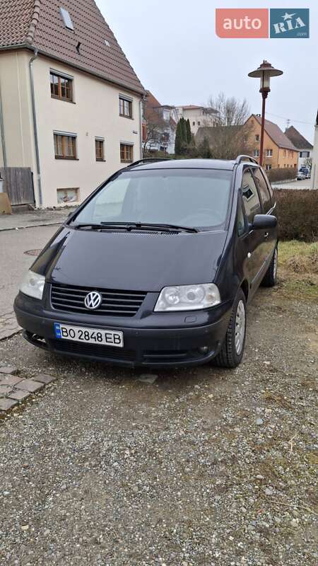 Минивэн Volkswagen Sharan 2002 в 