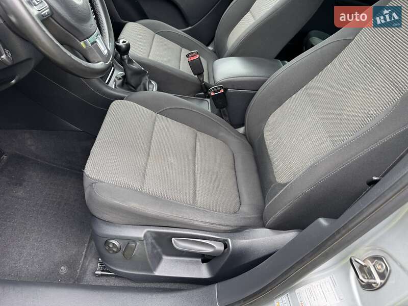 Мінівен Volkswagen Sharan 2011 в Береговому