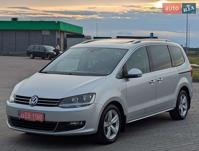 Минивэн Volkswagen Sharan 2011 в 