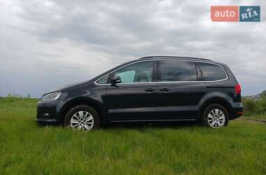 Мінівен Volkswagen Sharan 2011 в 