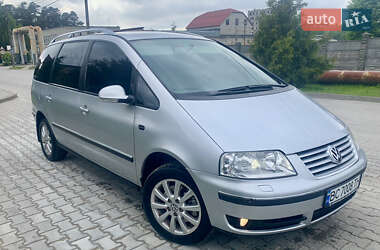 Минивэн Volkswagen Sharan 2007 в Новояворовске