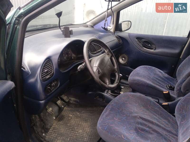 Минивэн Volkswagen Sharan 1997 в Бориславе