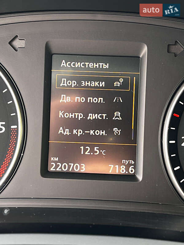 Минивэн Volkswagen Sharan 2015 в Тячеве