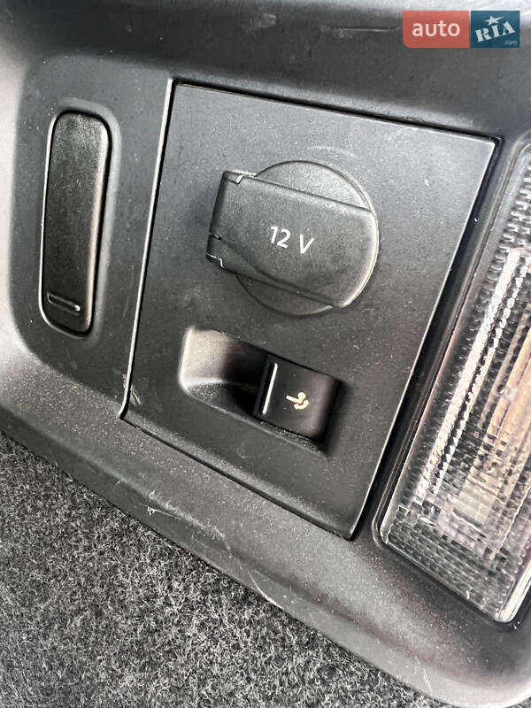 Минивэн Volkswagen Sharan 2015 в Тячеве