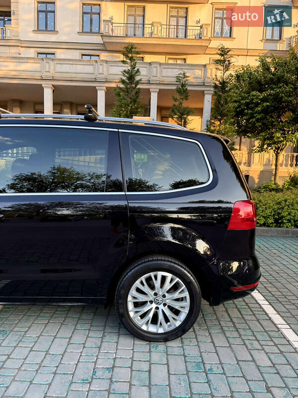 Мінівен Volkswagen Sharan 2015 в Одесі