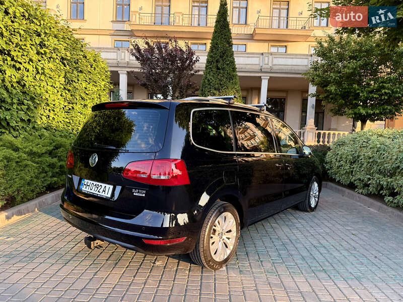 Мінівен Volkswagen Sharan 2015 в Одесі