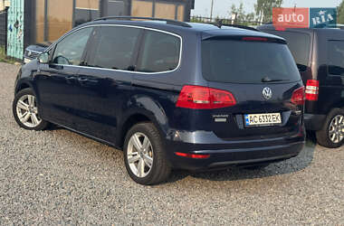 Минивэн Volkswagen Sharan 2012 в 
