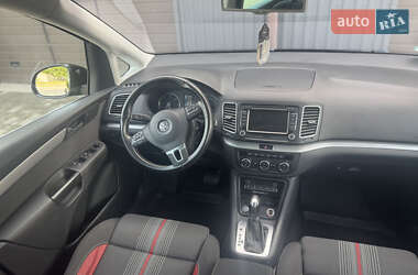 Минивэн Volkswagen Sharan 2012 в 