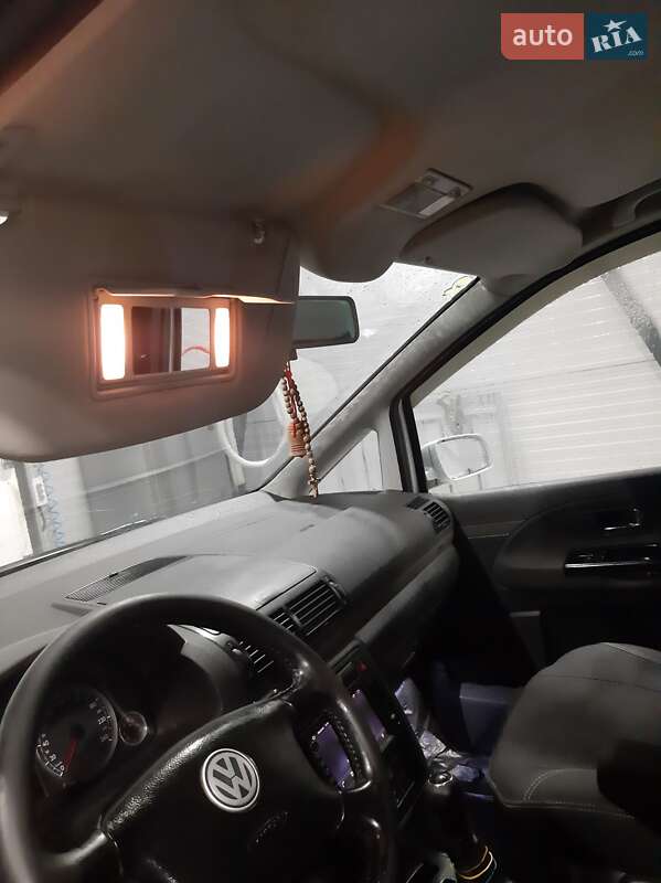 Минивэн Volkswagen Sharan 2003 в Ивано-Франковске