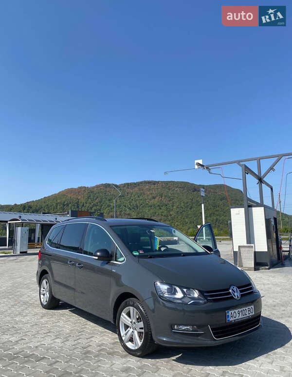 Минивэн Volkswagen Sharan 2012 в Ужгороде