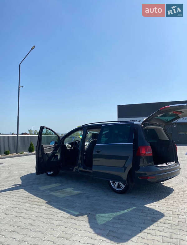 Минивэн Volkswagen Sharan 2012 в Ужгороде