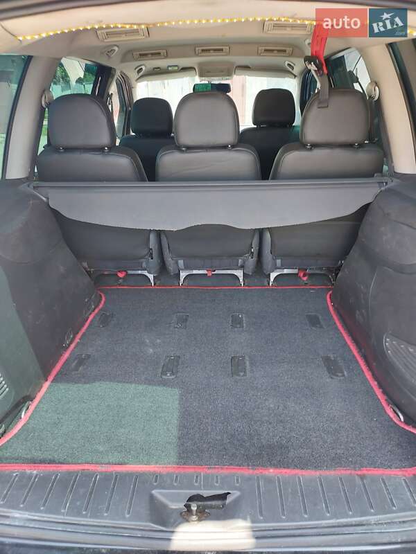 Минивэн Volkswagen Sharan 2006 в Харькове