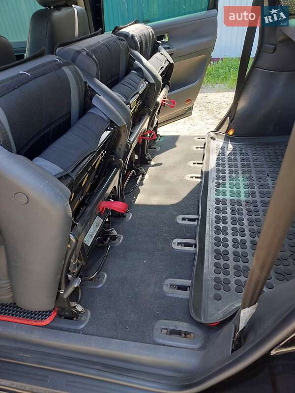 Минивэн Volkswagen Sharan 2006 в Харькове