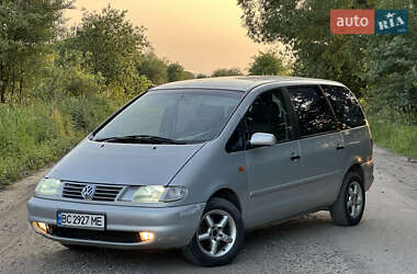 Минивэн Volkswagen Sharan 2000 в Стрые
