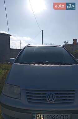 Минивэн Volkswagen Sharan 2002 в 
