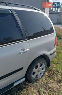 Минивэн Volkswagen Sharan 2002 в 