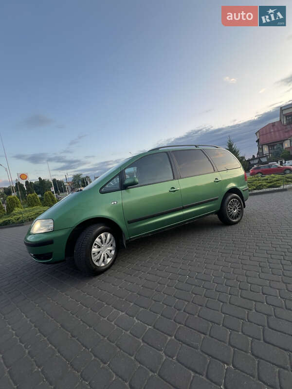 Минивэн Volkswagen Sharan 2003 в Хмельницком