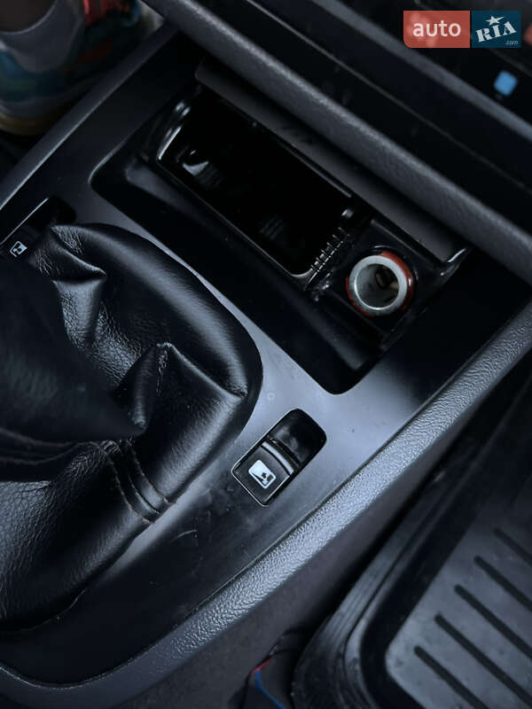 Минивэн Volkswagen Sharan 2003 в Хмельницком