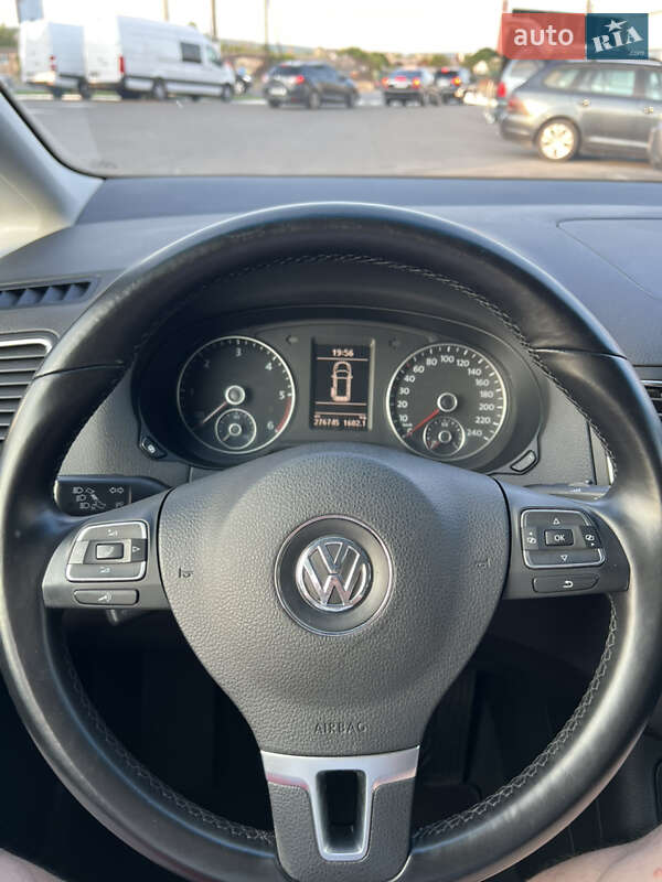 Минивэн Volkswagen Sharan 2012 в Черновцах