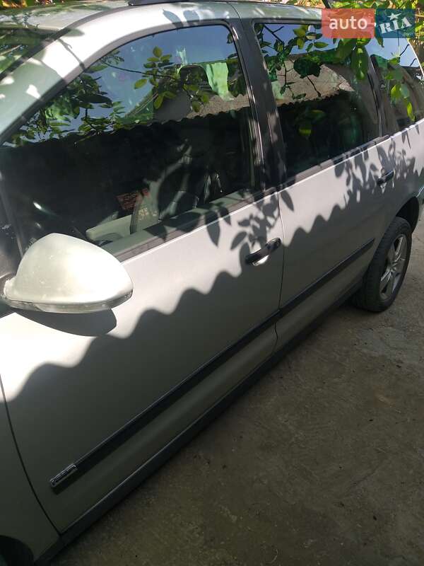 Мінівен Volkswagen Sharan 2008 в Ужгороді