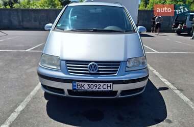 Минивэн Volkswagen Sharan 2007 в Ровно