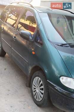 Минивэн Volkswagen Sharan 1996 в 