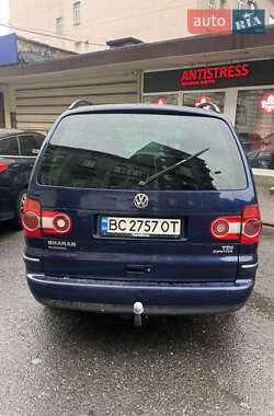 Мінівен Volkswagen Sharan 2004 в 