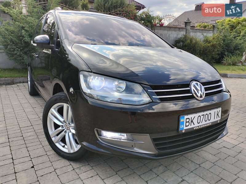 Мінівен Volkswagen Sharan 2016 в Рівному