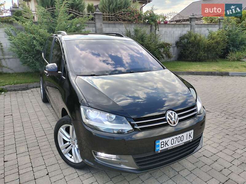 Мінівен Volkswagen Sharan 2016 в Рівному