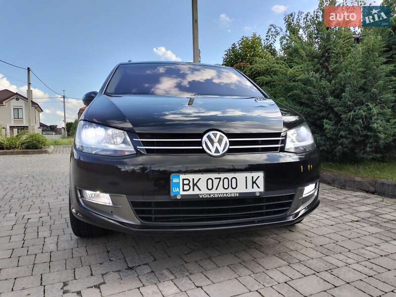 Мінівен Volkswagen Sharan 2016 в Рівному