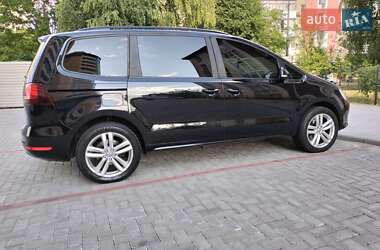 Мінівен Volkswagen Sharan 2016 в 