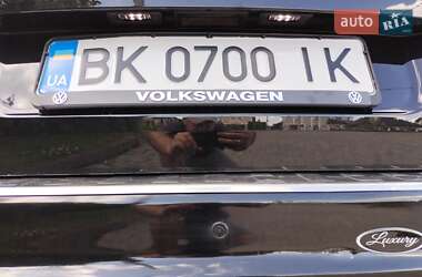 Мінівен Volkswagen Sharan 2016 в 