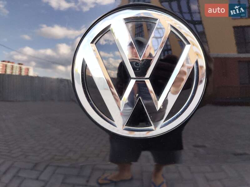Мінівен Volkswagen Sharan 2016 в Рівному