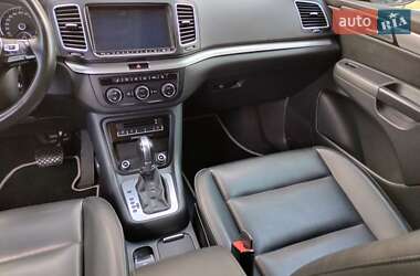 Мінівен Volkswagen Sharan 2016 в 