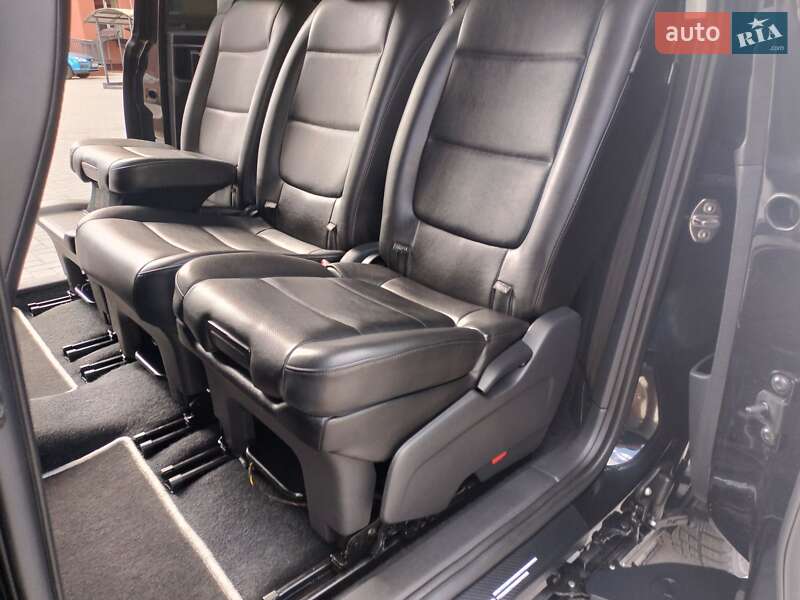 Мінівен Volkswagen Sharan 2016 в Рівному