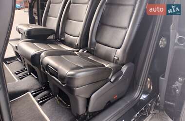 Мінівен Volkswagen Sharan 2016 в 