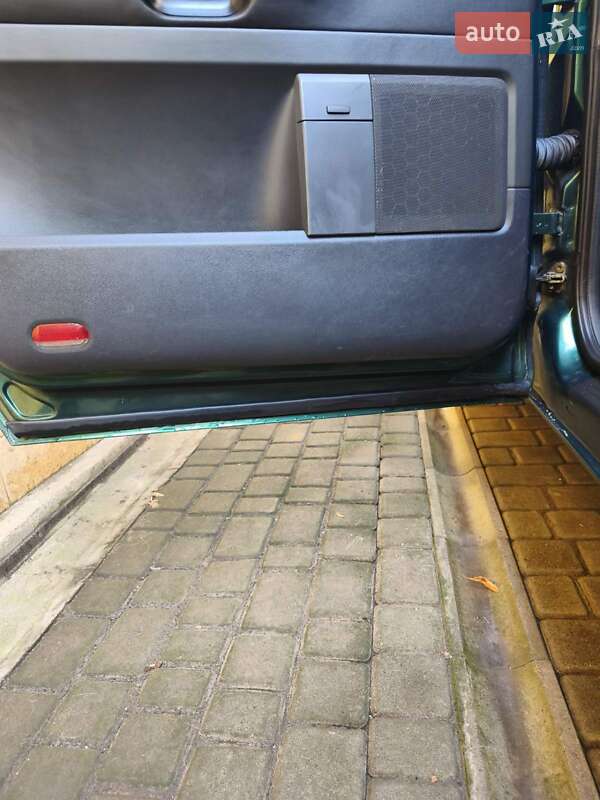 Минивэн Volkswagen Sharan 2000 в Стрые