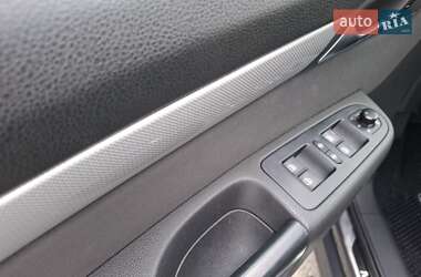 Минивэн Volkswagen Sharan 2012 в 