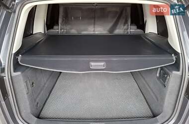 Минивэн Volkswagen Sharan 2012 в 