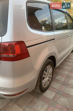 Минивэн Volkswagen Sharan 2013 в 